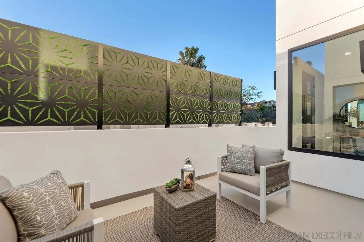 1237 Van Nuys Street San Diego, CA 92109 - Photo 12 of 32 a living room with furniture