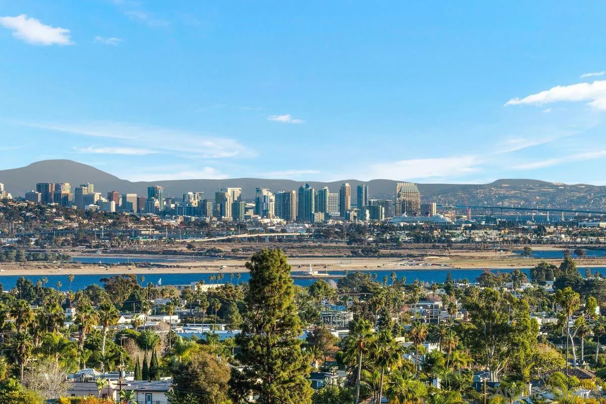 1237 Van Nuys Street San Diego, CA 92109 - Photo 31 of 32 a view of a city