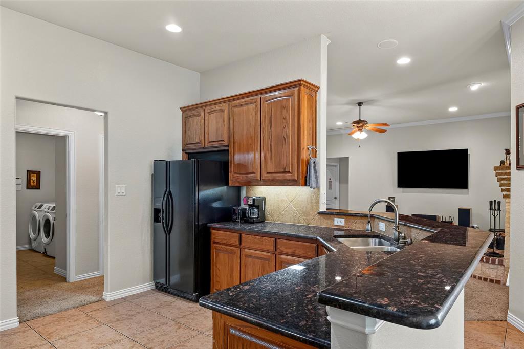 9719 Ravenswood Road Granbury, TX 76049 - Photo 17 of 40 Gallery Image 17