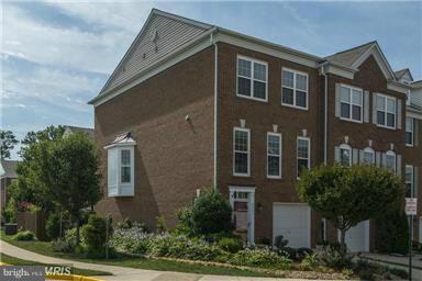 8933 Singleleaf Circle Lorton, VA 22079 - Photo 1 of 27 Exterior (Front)