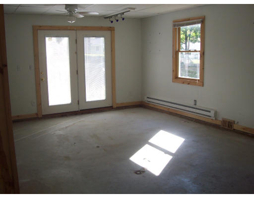 9 Woodale Road Lynn, MA 01904 - Photo 8 of 9 Gallery Image 8