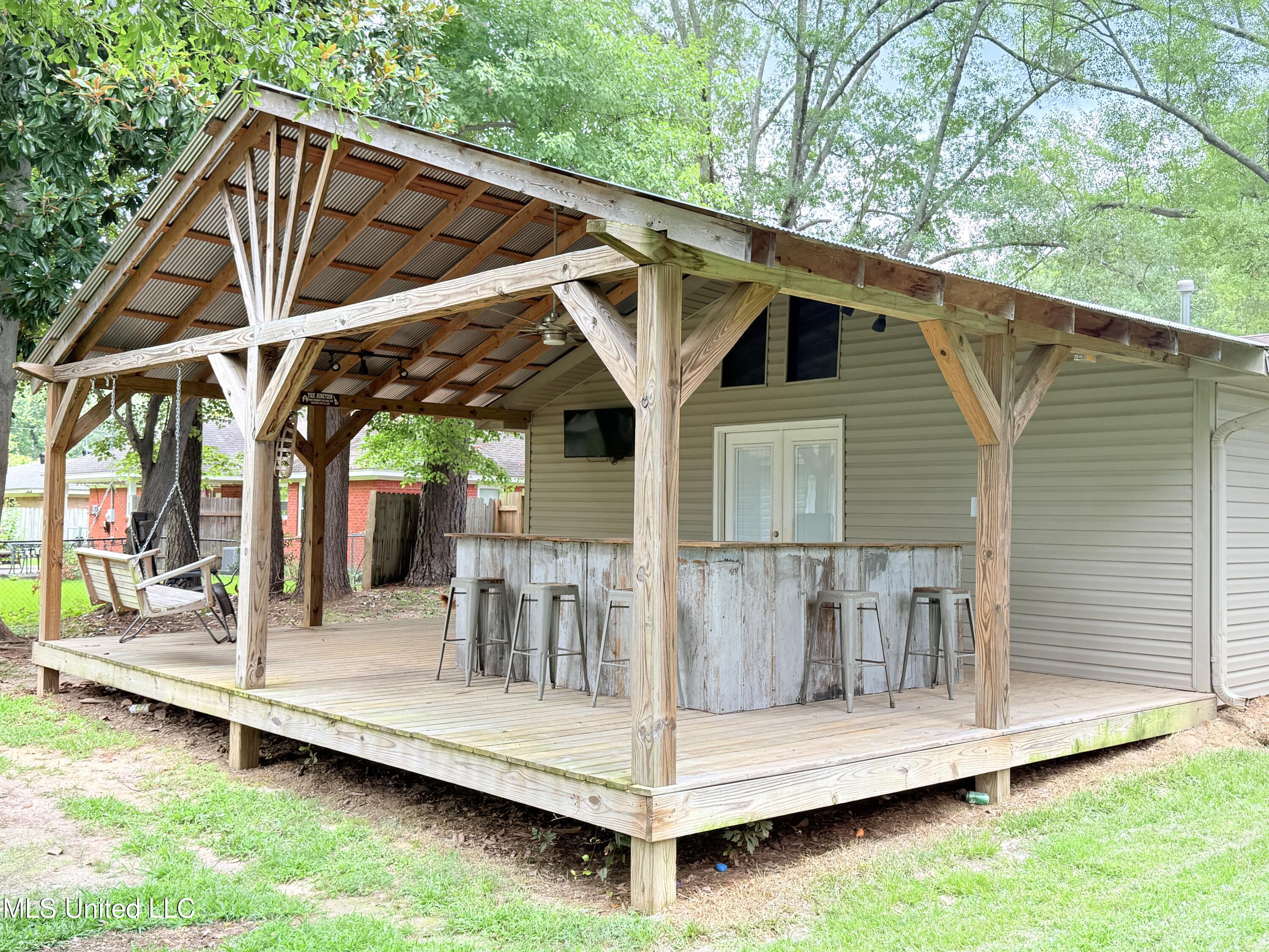 828 Windsor Road Grenada, MS 38901 - Photo 21 of 25 IMG_9737