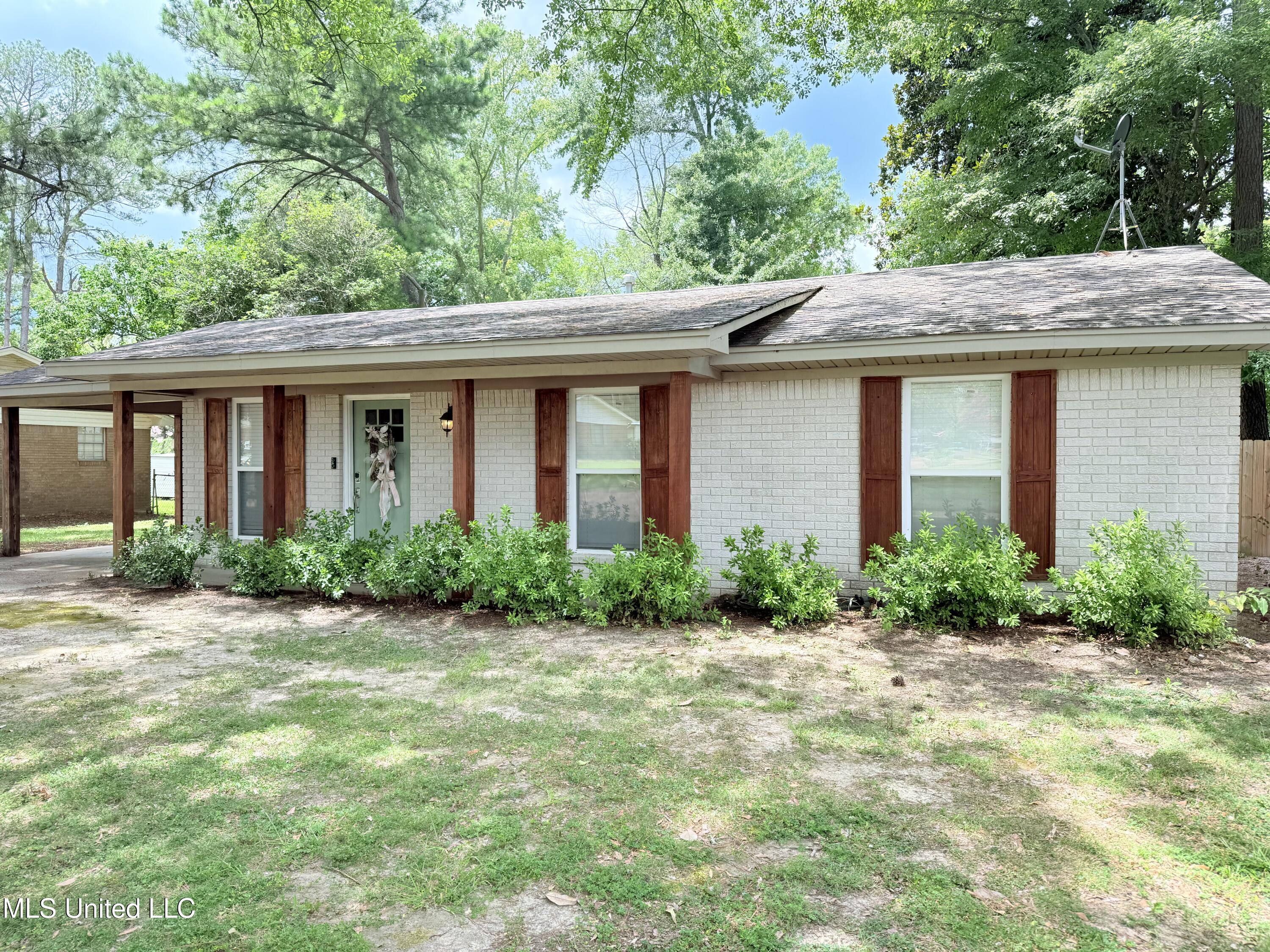 828 Windsor Road Grenada, MS 38901 - Photo 24 of 25 IMG_9724