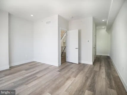 $615,000 | 303 Fountain Street, Philadelphia, PA 19128