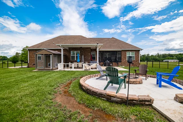 $622,500 | 395 Old Shelbyville Highway, Tullahoma, TN 37388