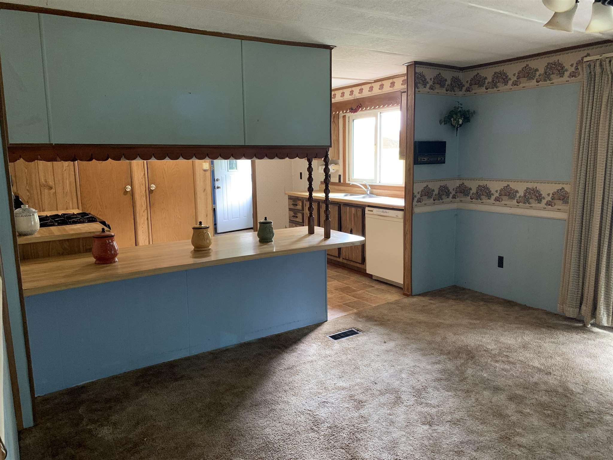 13769 Hell Ridge Road Browning, IL 62624 - Photo 6 of 34