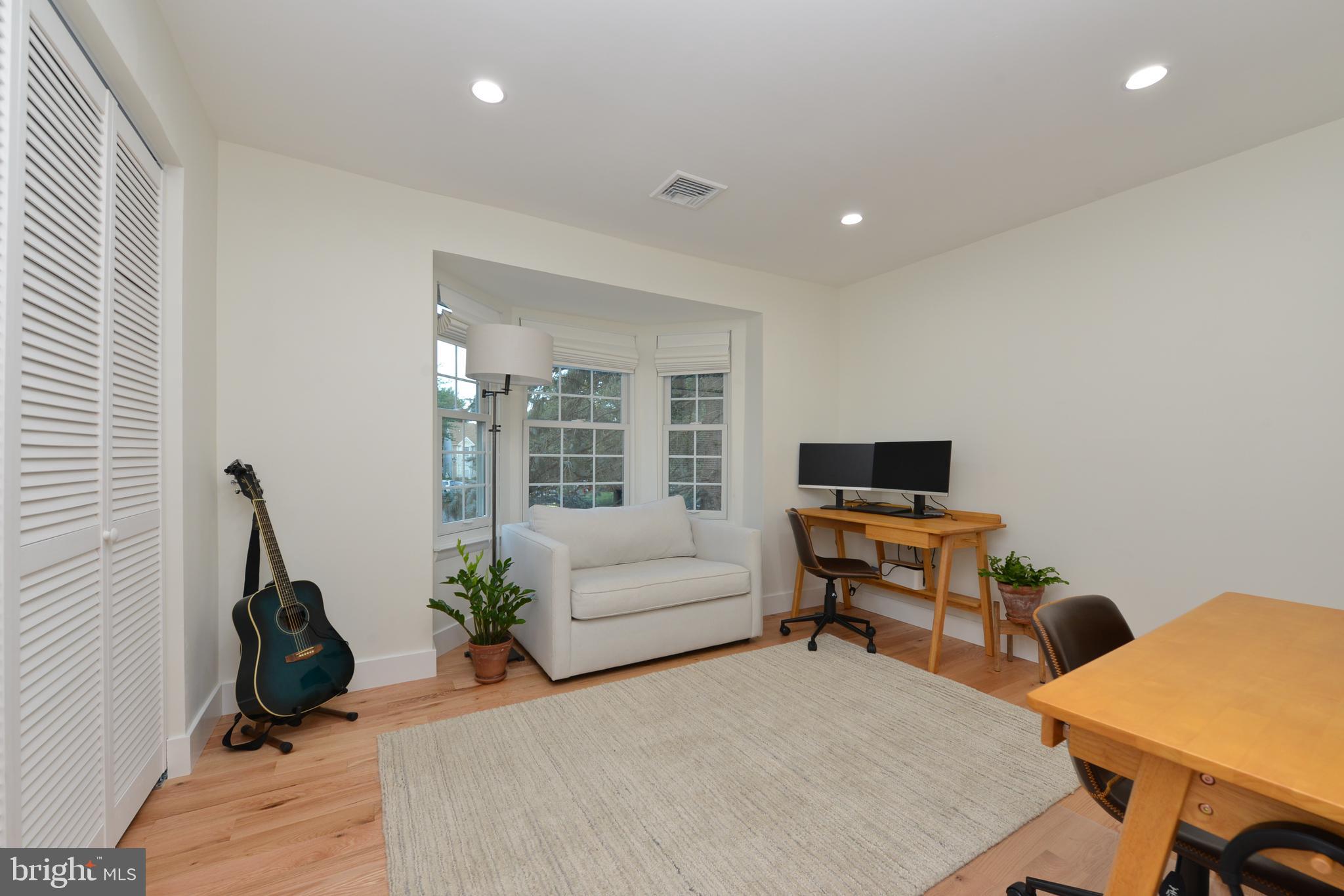 6 Pinewood Drive Hamilton, NJ 08690 - Photo 21 of 31