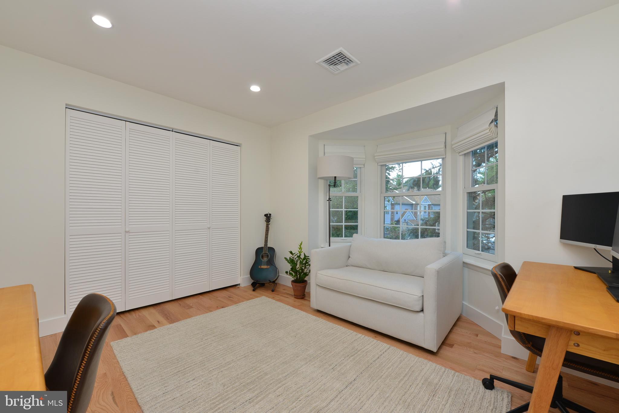 6 Pinewood Drive Hamilton, NJ 08690 - Photo 23 of 31