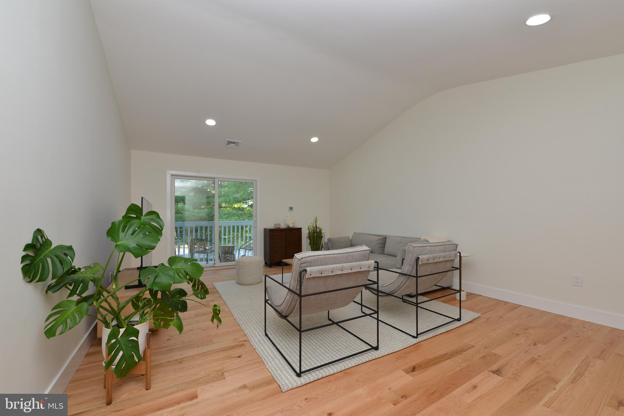 6 Pinewood Drive Hamilton, NJ 08690 - Photo 7 of 31