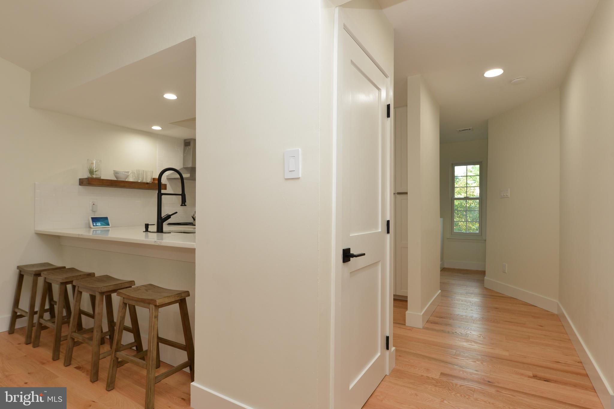 6 Pinewood Drive Hamilton, NJ 08690 - Photo 9 of 31