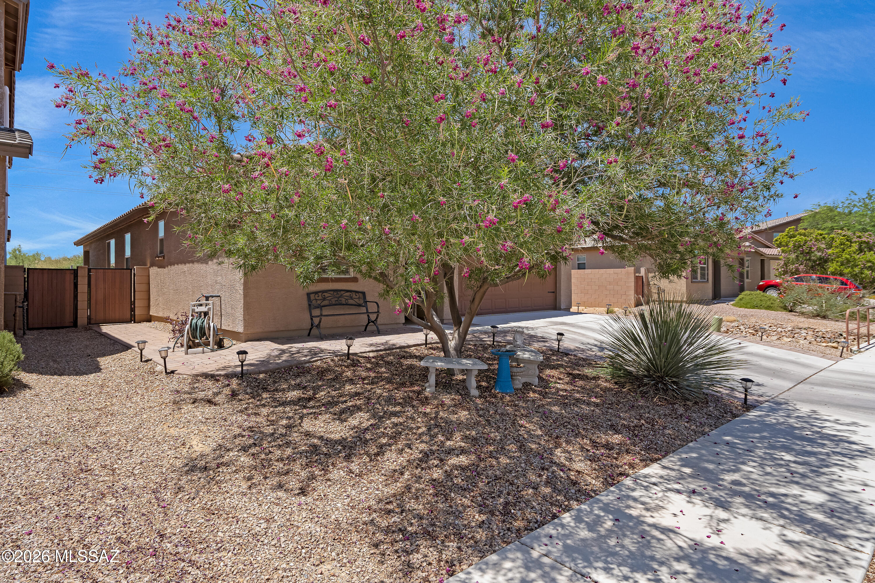 6835 West Canopus Loop Tucson, AZ 85757 - Photo 4 of 51