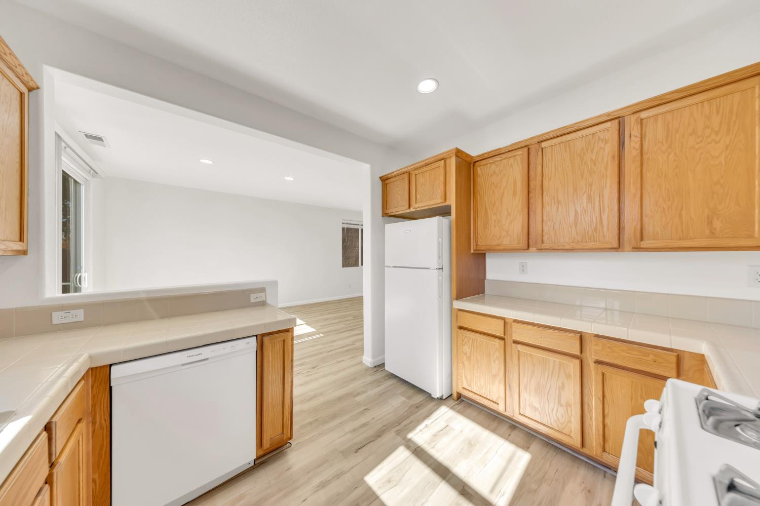 2373 Coffeeberry Road West Sacramento, CA 95691 - Photo 17 of 38