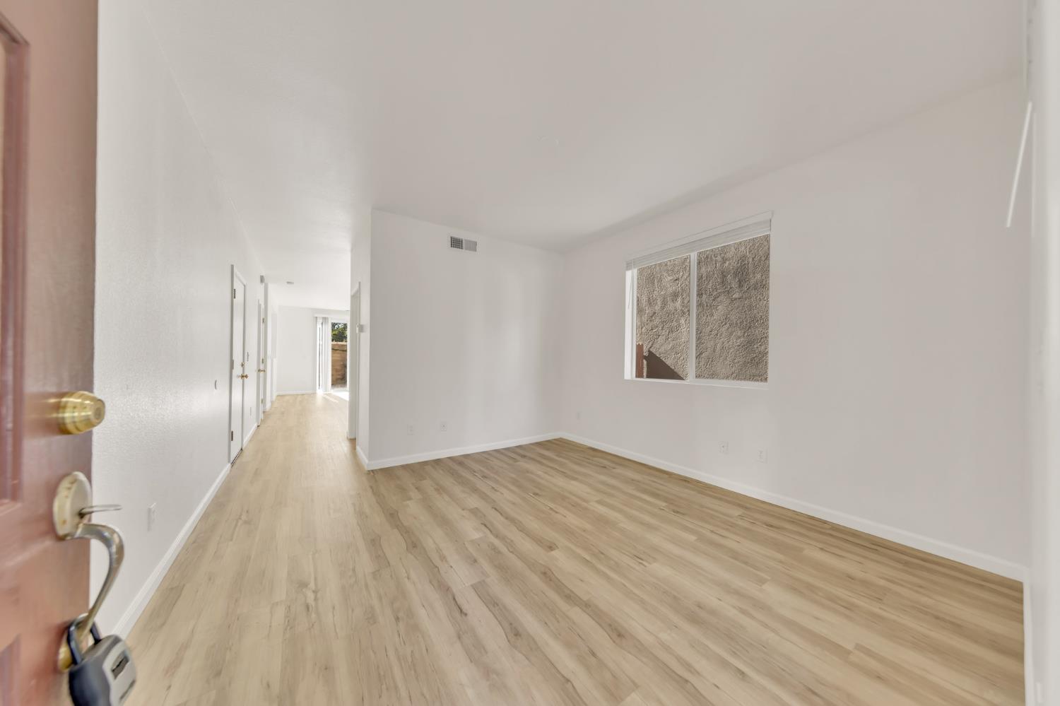 2373 Coffeeberry Road West Sacramento, CA 95691 - Photo 3 of 38