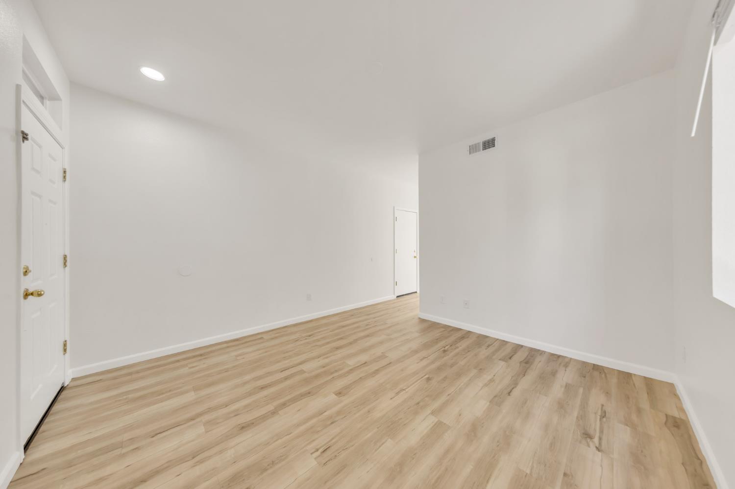 2373 Coffeeberry Road West Sacramento, CA 95691 - Photo 7 of 38