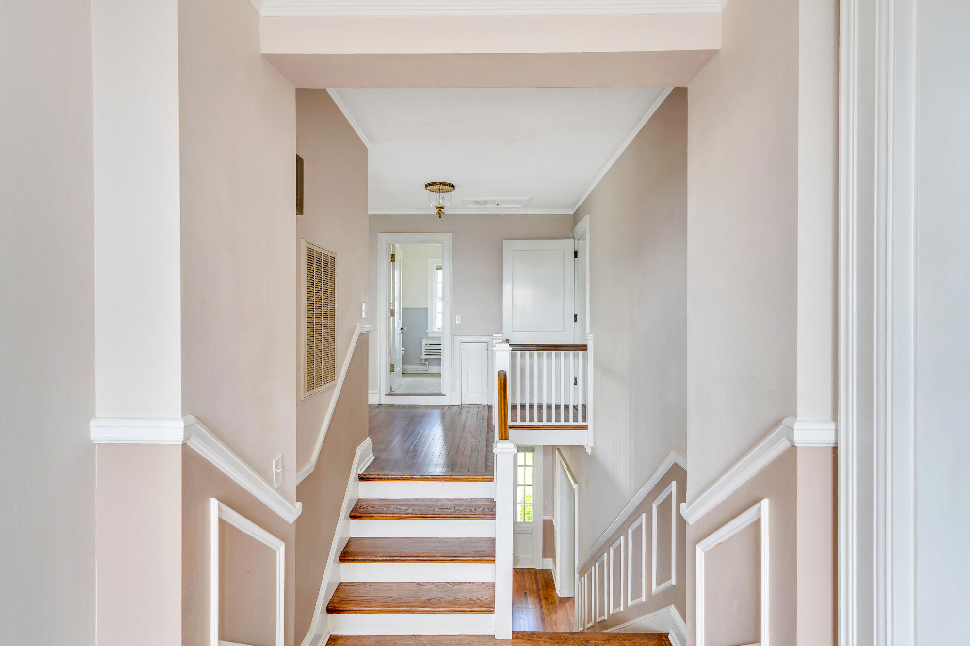 212 South Crest Road Chattanooga, TN 37404 - Photo 36 of 55 212-S-Crest-Rd-MLS-Photos-47