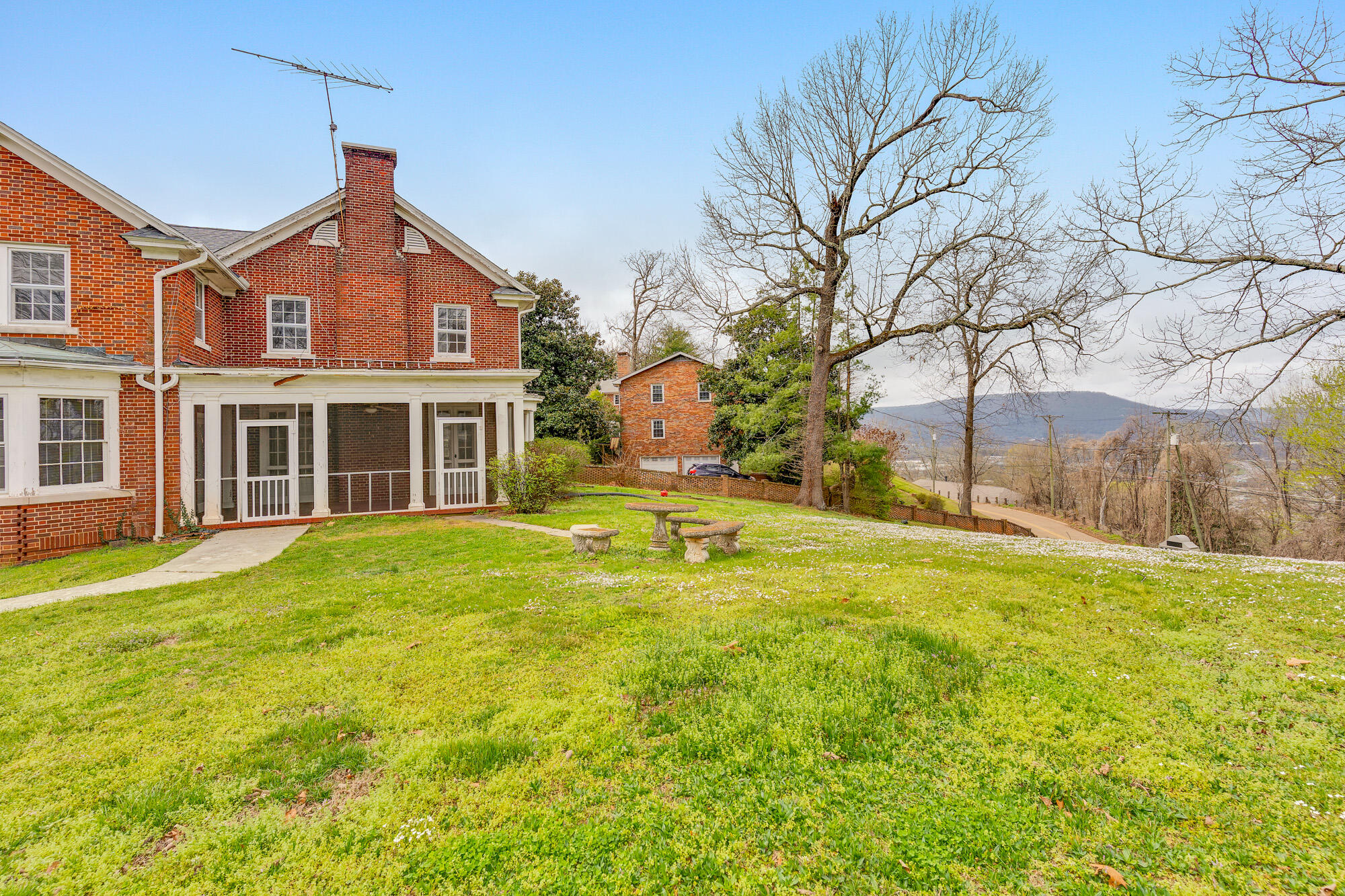 212 South Crest Road Chattanooga, TN 37404 - Photo 50 of 55 212-S-Crest-Rd-MLS-Photos-14