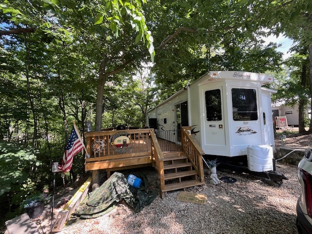 2795 East 28th Road Marseilles, IL 61341 - Photo 3 of 73 a view of a car park in front of a house