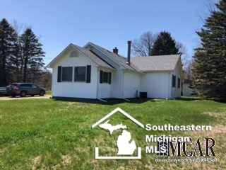 10111 Goff Road Temperance, MI 48182 - Photo 13 of 14 21442004-12.JPG