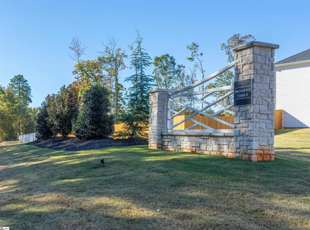 $380,000 | 4239 Winding Ridge Lane, Boiling Springs, SC 29316