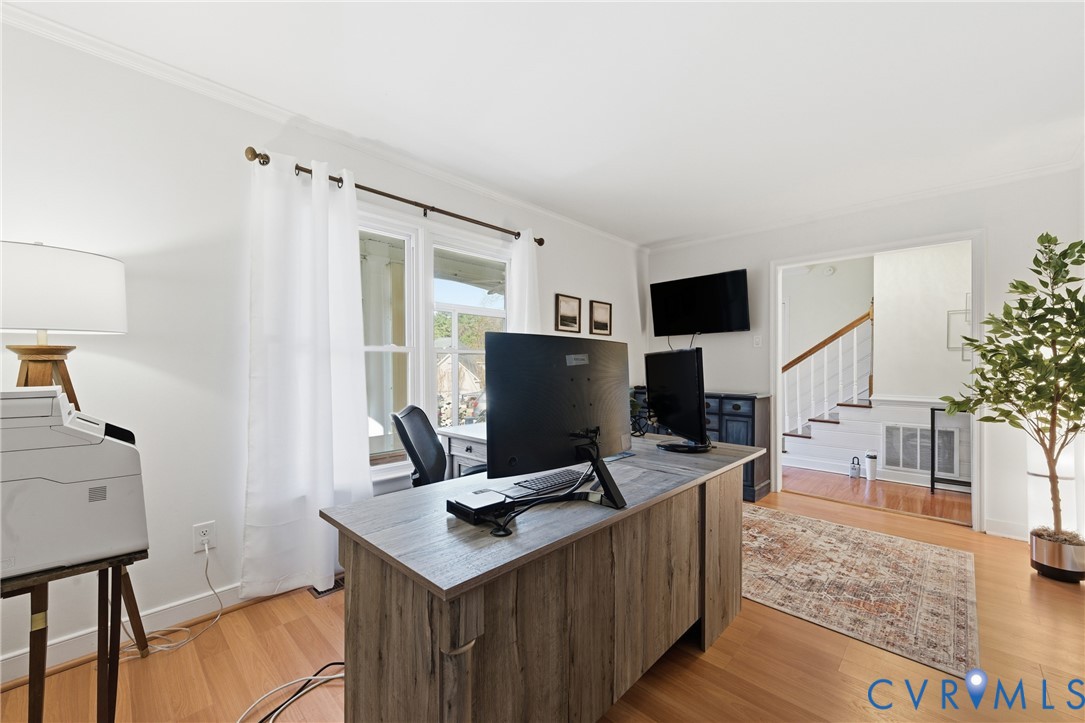 7471 Shoreline Drive Quinton, VA 23141 - Photo 6 of 45 a workspace with furniture and wooden floor