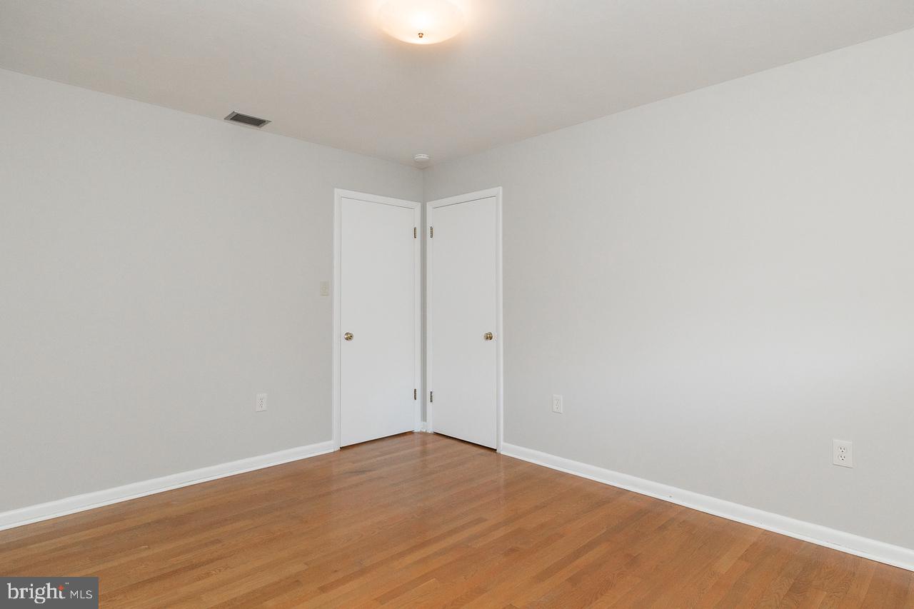 328 Russelcroft Road Winchester, VA 22601 - Photo 16 of 42 Bedroom 1