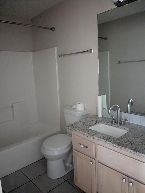 1010 Enlow Circle Commerce, TX 75428 - Photo 8 of 9