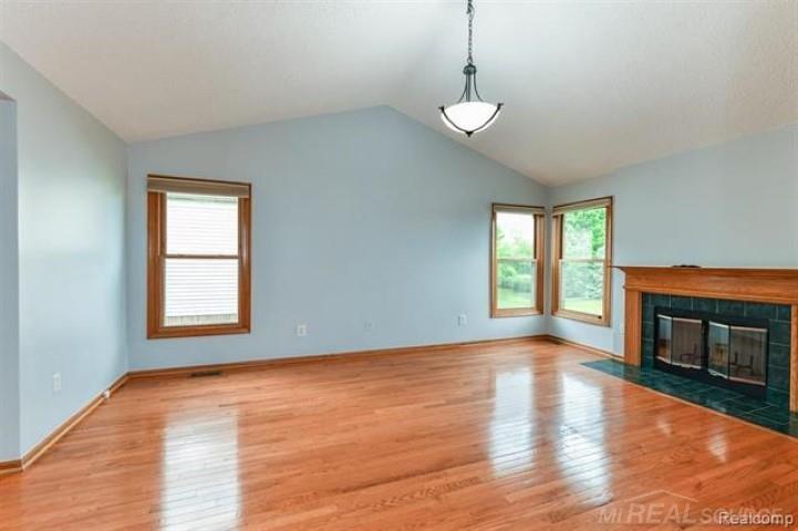 46564 Mornington Road Canton, MI 48188 - Photo 21 of 35