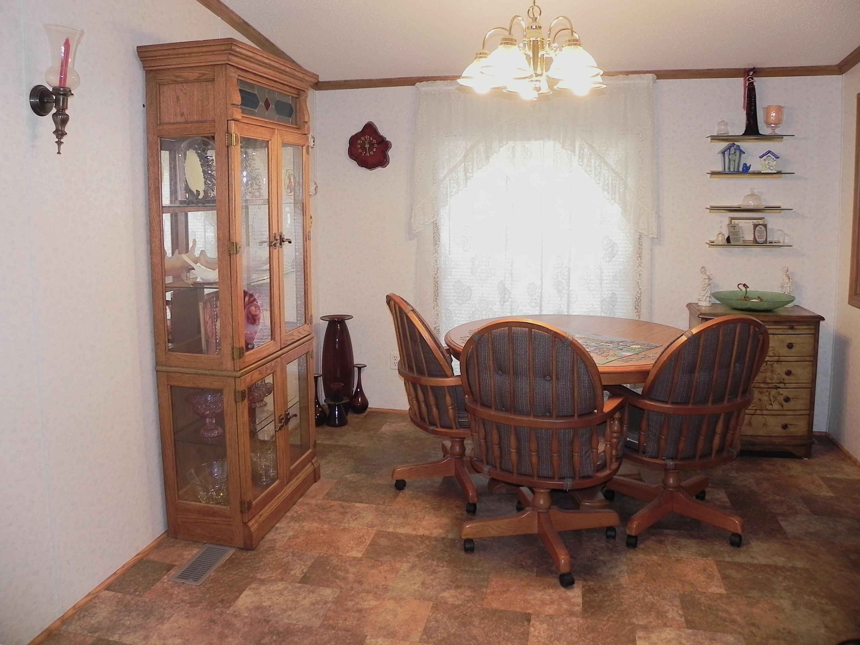802 Raisin River Road Three Rivers, MI 49093 - Photo 7 of 28 DSCN2351