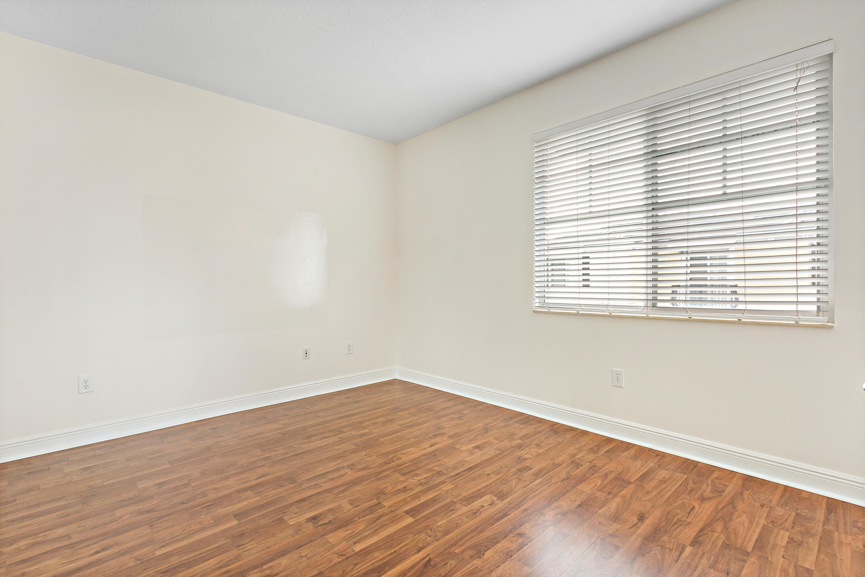 578 Northwest 35th Place Boca Raton, FL 33431 - Photo 15 of 30 020-578NW35thPl-BocaRaton-FL-full