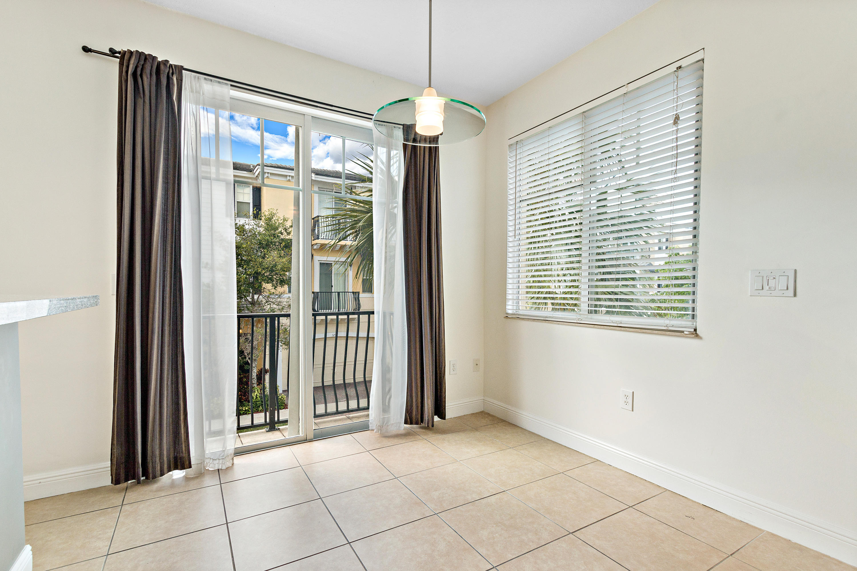 578 Northwest 35th Place Boca Raton, FL 33431 - Photo 21 of 30 010-578NW35thPl-BocaRaton-FL-full
