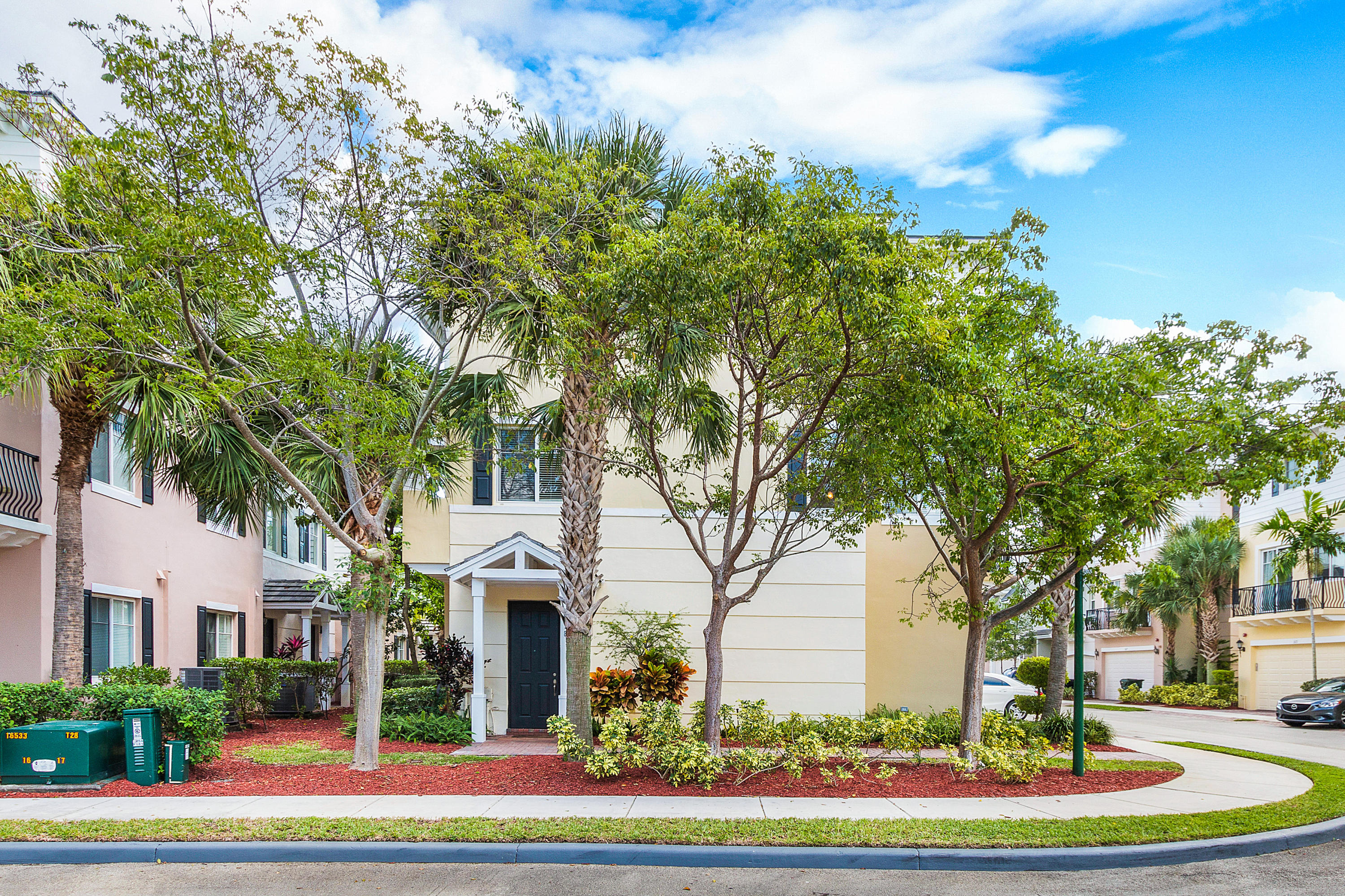 578 Northwest 35th Place Boca Raton, FL 33431 - Photo 25 of 30 001-578NW35thPl-BocaRaton-FL-full