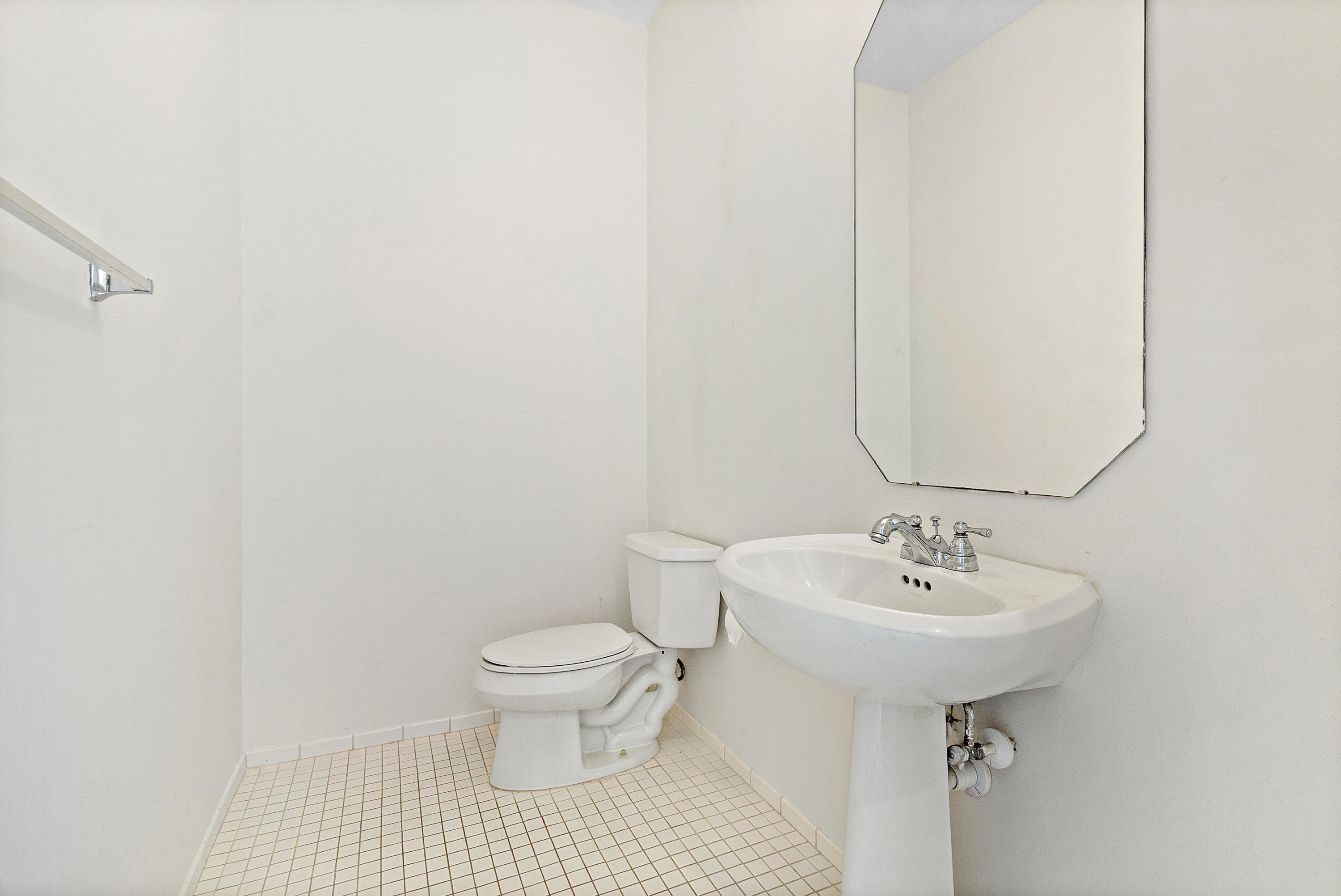 578 Northwest 35th Place Boca Raton, FL 33431 - Photo 10 of 30 015-578NW35thPl-BocaRaton-FL-full