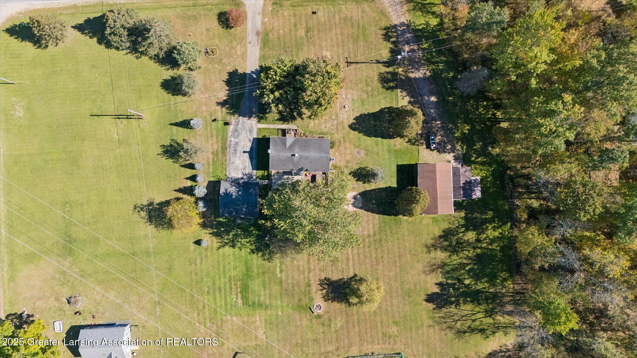 9520 Fenner Road Perry, MI 48872 - Photo 55 of 55 56-9520-Fenner-Rd-Perry-MI-48872-WindowS