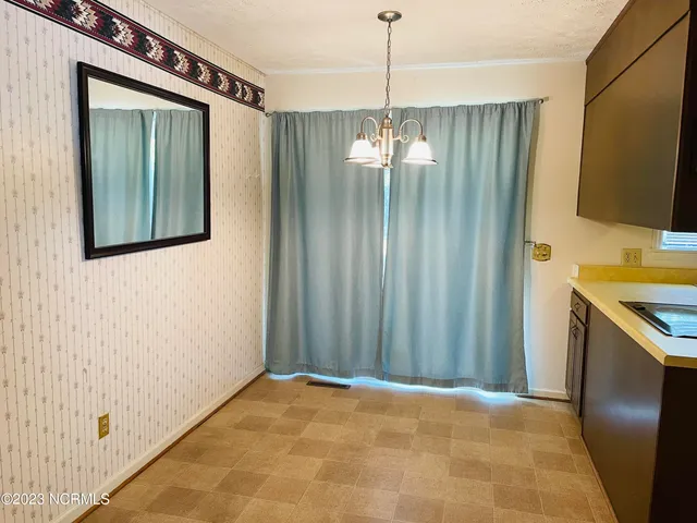 $1,050 | 250 North Cherry Street, Pinebluff, NC 28373