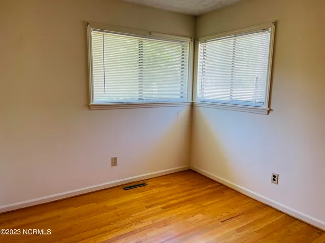 $1,050 | 250 North Cherry Street, Pinebluff, NC 28373