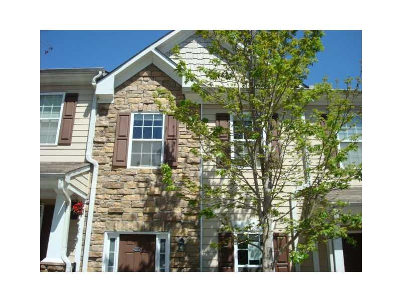 585 McWilliams Road Southeast, Unit 104 Atlanta, GA 30315 - Photo 1 of 1 Exterior Front.