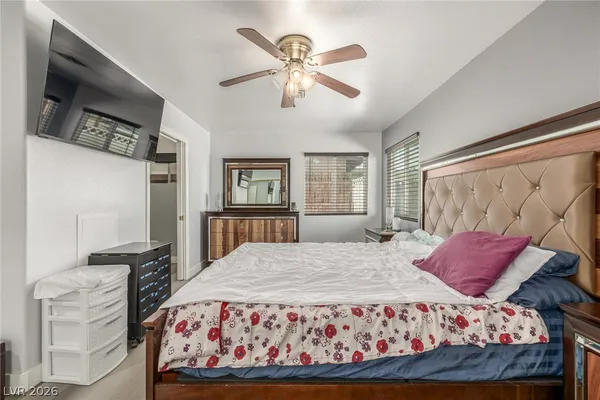 $469,999 | 5204 Holmby Avenue, Las Vegas, NV 89146