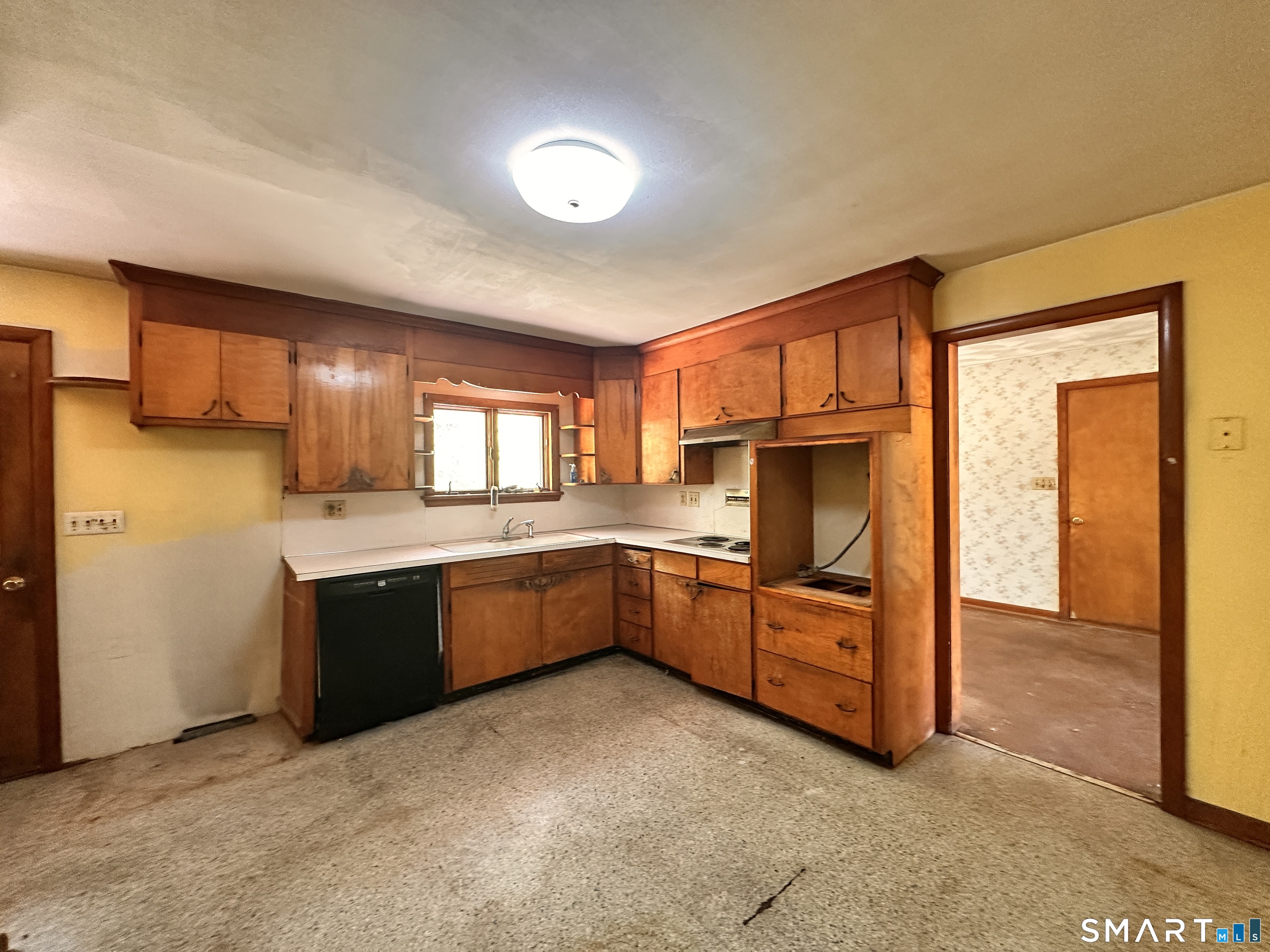 5 Old Town Road Seymour, CT 06483 - Photo 16 of 40