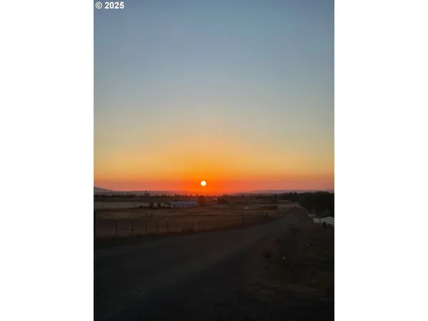 a view of an houses with outdoor space