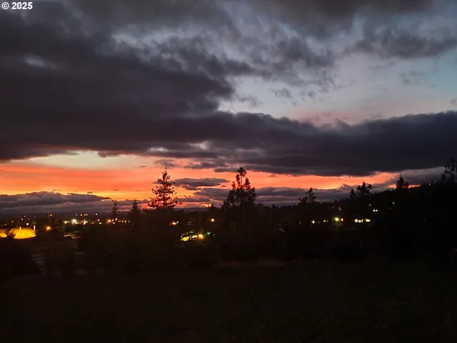 $390,000 | 22 Glen Affric Road, Goldendale, WA 98620