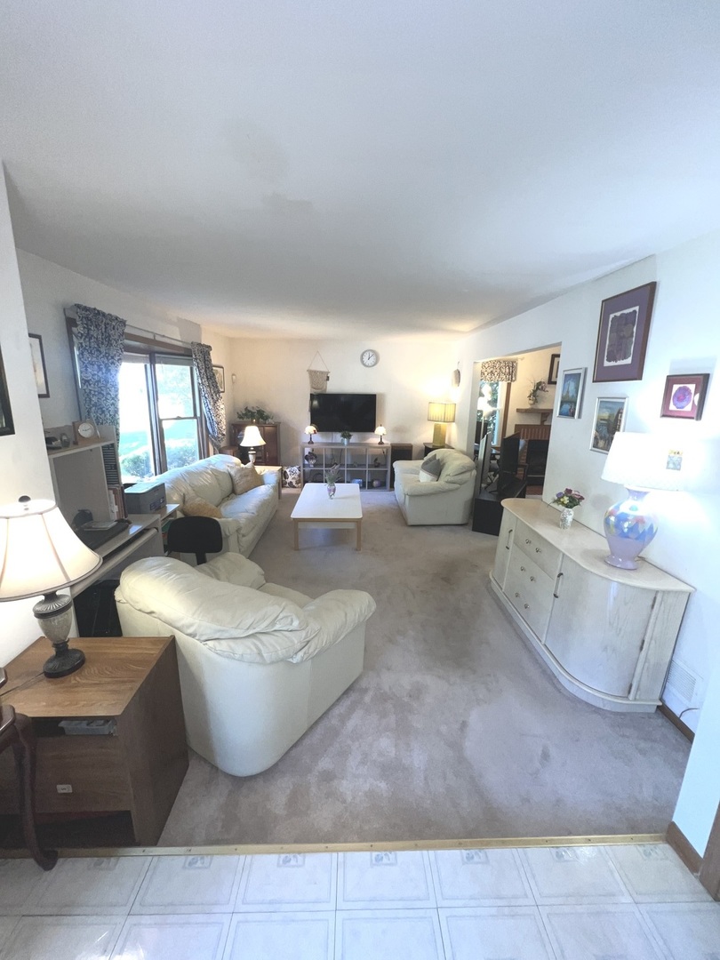 1018 Rain Tree Drive Bolingbrook, IL 60440 - Photo 2 of 21