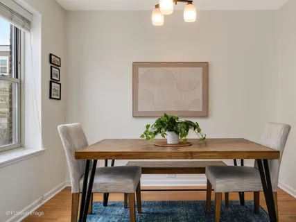 $250,000 | 4935 North Wolcott Avenue, Unit 1A, Chicago, IL 60640