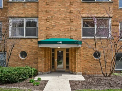 $250,000 | 4935 North Wolcott Avenue, Unit 1A, Chicago, IL 60640