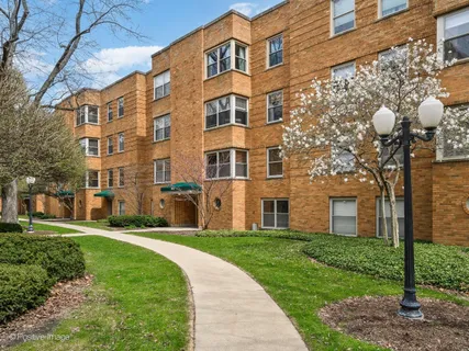 $250,000 | 4935 North Wolcott Avenue, Unit 1A, Chicago, IL 60640