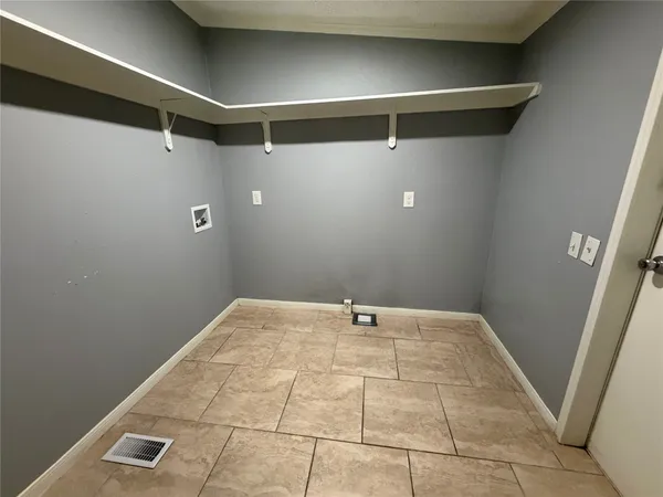 $1,700 | 15467 Delores Lane, Conroe, TX 77384