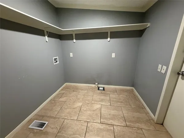 $1,700 | 15467 Delores Lane, Conroe, TX 77384