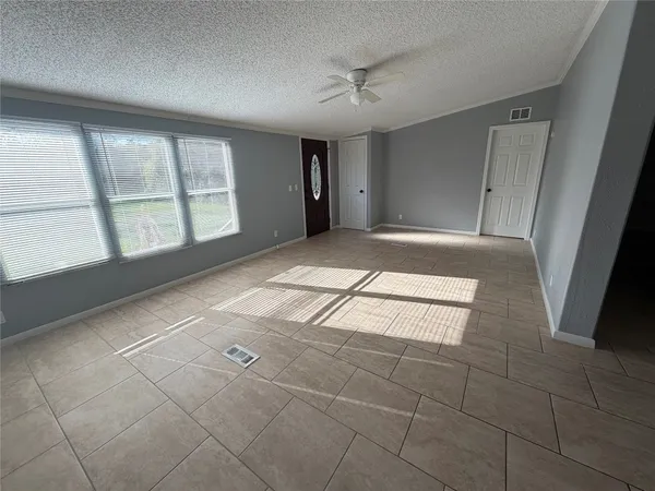 $1,700 | 15467 Delores Lane, Conroe, TX 77384