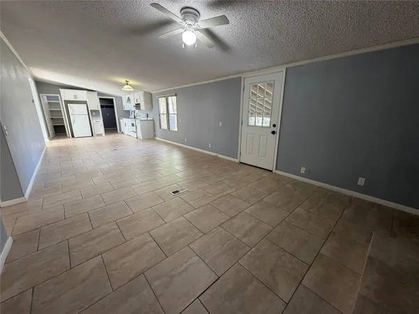 $1,700 | 15467 Delores Lane, Conroe, TX 77384