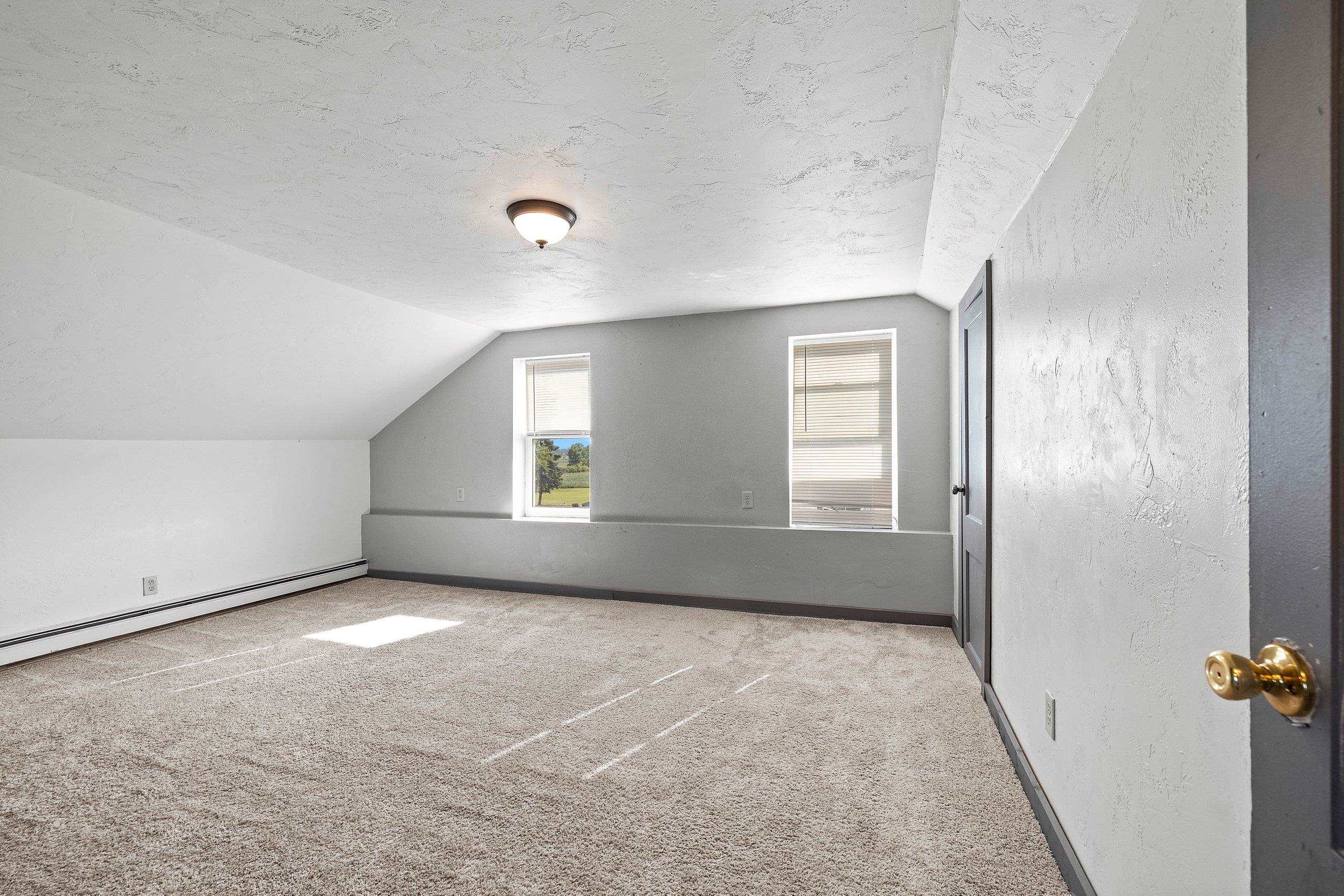 1372 Phillips Road Green Bay, WI 54311 - Photo 31 of 53 Gallery Image 31