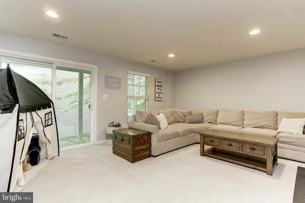 $3,150 | 7359 Matchbox Alley, Elkridge, MD 21075